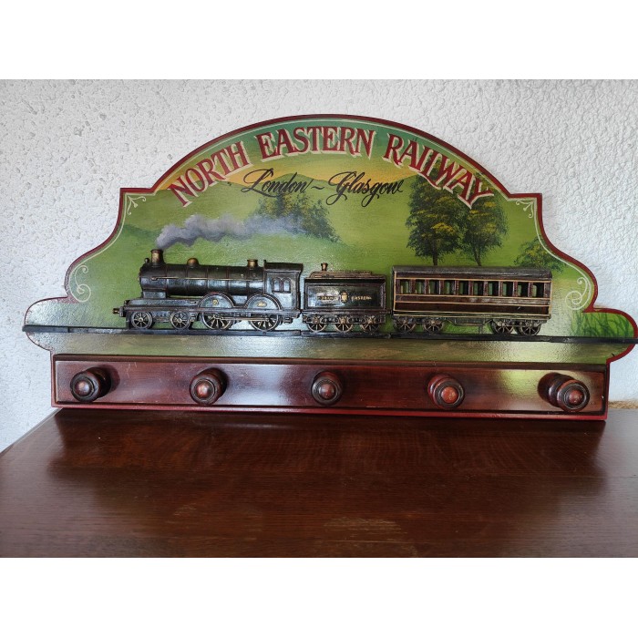 Porte manteau country corner Train Locomotive North eastern Railway London Glasgow