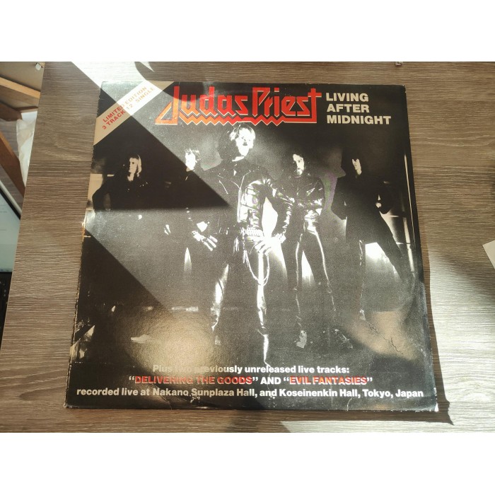 Vinyle Judas Priest Living after midnight 1980