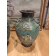 Paire de vases en émail cloisonné Chinois anciens