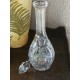 Carafe en cristal taillé et décorée