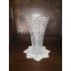 Vase en cristal taillé à décor pointe de diamants