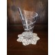 Vase en cristal de forme spirale