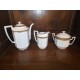 Service à café en porcelaine de limoges modèle Betoule f.legrand et Cie blanc avec un liseré doré complet N°5 style Empire